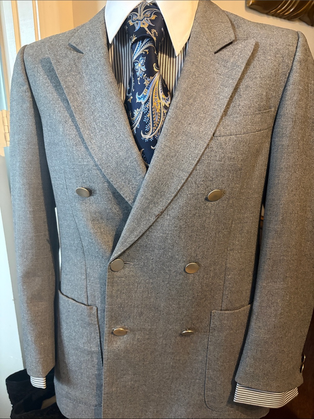 Pur Double-Breasted Gray Wool Suit Jacket